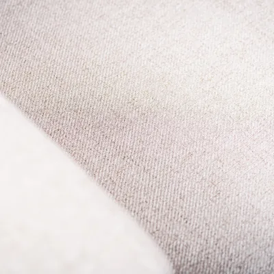 Strakke loungebank in beige Chloe-stof